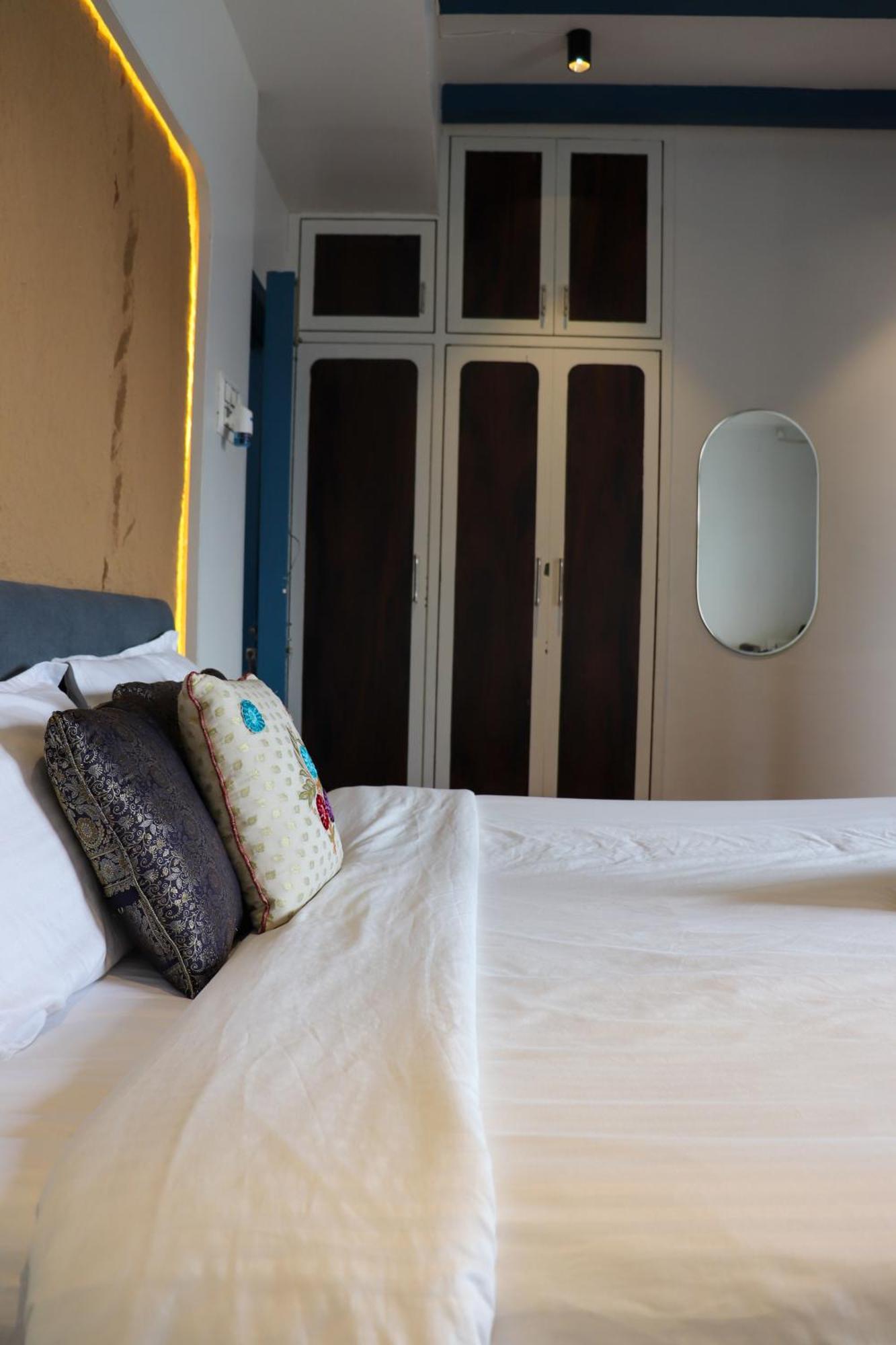 Hotel Blue Door Būndi Habitación foto